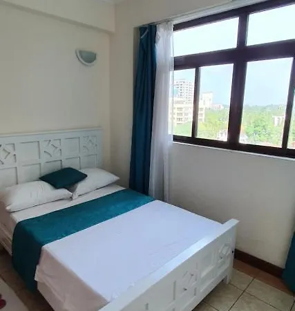 Penthouse Five - The Beautiful 3Br En-Suite Apt Mombasa Exterior photo