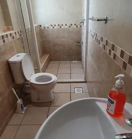 Penthouse Five - The Beautiful 3Br En-Suite Apt Mombasa Exterior photo
