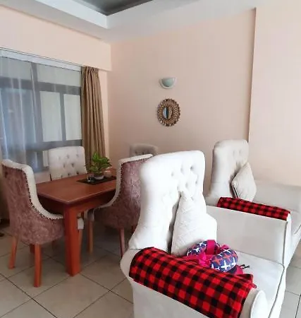Penthouse Five - The Beautiful 3Br En-Suite Apt Mombasa Exterior photo